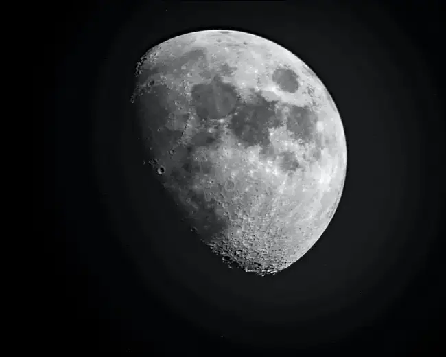 spiritual significance of being born on a waxing gibbous moon